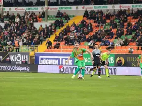 Trendyol Süper Lig: Corendon Alanyaspor: 2 - Fatih Karagümrük: 0 (Maç sonucu)
