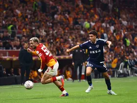 Trendyol Süper Lig: Galatasaray: 1 - Kasımpaşa: 0 (İlk yarı)
