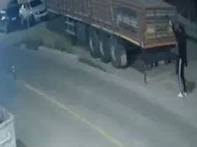 Tüfekle binayı kurşunlayan iki kardeş gözaltına alındı

