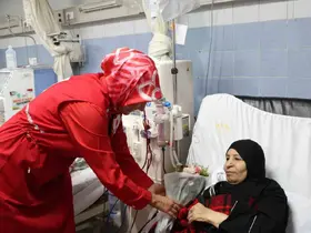 Türk Kızılay Genel Başkanı Yılmaz, Kahire’de Gazzeli hastaları ziyaret etti

