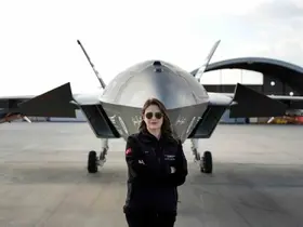 Türkiye’nin ilk insansız savaş uçağı KIZILELMA’nın kadın pilotu
