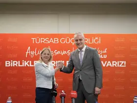 TÜRSAB başkanlık yarışında Özsavaş ve Hacıalioğlu güçlerini birleştirdi
