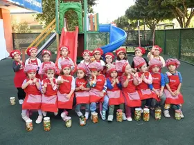 Turşular Konyaaltı’nın minik elleriyle kuruldu
