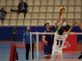 TVF Erkekler Voleybol 1. Ligi Yarı Finali: Kocaeli Büyükşehir Belediye Kağıtspor: 4 - Arkasspor: 1
