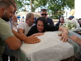Uçak kazasında yitirdiği kızına acı veda
