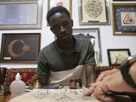 Ugandalı öğrenci Sivas’ta hattat oldu
