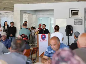 Ulalar Cemevinde aşure dağıtım programı düzenlendi
