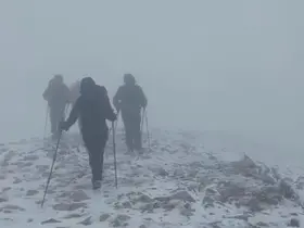 Uludağ’da yılın ilk karını zirvede kutladılar
