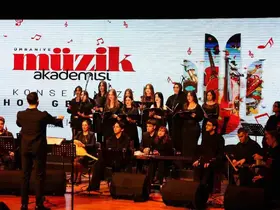 Ümraniye Belediyesi Müzik Akademisi’nden yüzde yüz başarı
