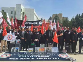 ÜNİPERSEN YÖK önünde: Eğitimde şiddet ve haklar için çağrı
