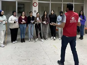 Üniversite öğrencileri bağımlılıkla mücadele kapsamında bilgilendirildi
