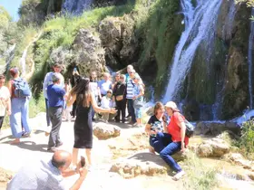 Üniversite öğrencilerinin gelmesiyle Girlevik Şelalesinde yoğunluk oluştu
