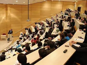 Üniversitede 3 yıllık eğitim dönemi