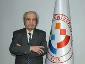 Üniversitenin lojmanında ölü bulundu
