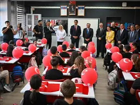 Uşak’ta eğitim öğretim yılının ilk ders zili çaldı
