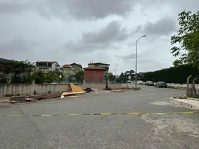 Uşak’ta kuvvetli fırtına hayatı olumsuz etkiledi
