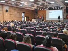 Uşak’ta okul bahçe görevlilerine güvenlik ve acil durum eğitimi verildi

