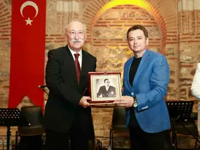 Usta oyuncu Altan Erkekli Osmangazi’de "Bir Memleket Hikayesi" anlattı
