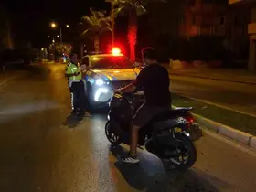 Uygulama yapan ekiplerden kaçtı, cezası ağır oldu: 610 bin 168 TL, 180 gün trafikten men

