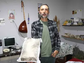 Uyku problemine karşı duyarsız  kalamadı,  Sivas’ın doğal taşları ile radyasyon savar yastık geliştirdi

