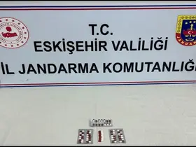 Uyuşturucu bulunduran 2 şahıs jandarma kontrolüne takıldı
