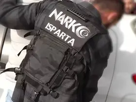 Uyuşturucu operasyonlarında 4 şüpheli tutuklandı
