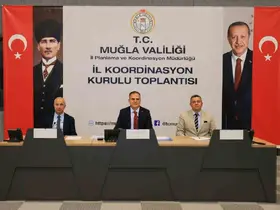 Vali Akbıyık’tan eski tip sürücü belgesi uyarısı
