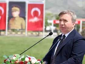 Vali Aydoğdu: "Bağımsızlık meşalesi sonsuza dek yanacak"
