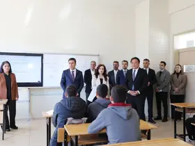 Vali Aygöl, öğrencilerle bir araya geldi
