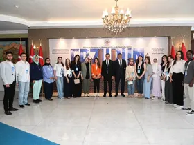 Vali Baruş, Uluslararası Tömer öğrencilerini kabul etti
