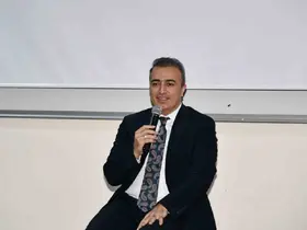 Vali Çiçek, Ardahan Üniversitesi’nde söyleşi programına katıldı
