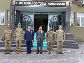 Vali Çiçek’ten göreve başlayan komutanlara ziyaret
