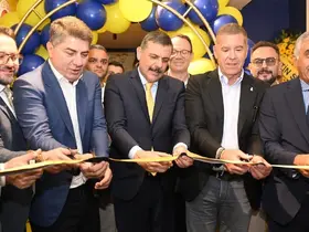 Vali Çiftçi, Erzurum Fenerbahçeliler Derneğinin açılış törenine katıldı
