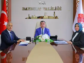 Vali Eldivan VKS üzerinden sosyal yardım toplantısına katıldı

