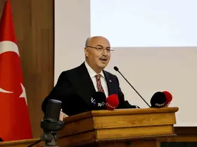 Vali Köşger: "Dünyadaki savaşların üçüncü sebebi enerji"
