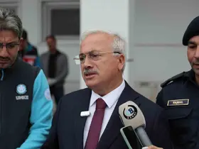 Vali Kumbuzoğlu: "Kazada 2 jandarma şehit oldu, 1 vatandaş hayatını kaybetti"
