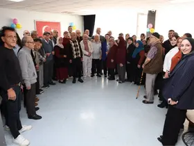 Vali Makas’tan huzurevi sakinlerine anlamlı buluşma
