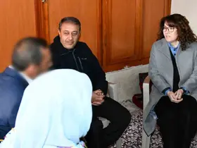 Vali Şıldak umuda kapı açanları evlerinde ziyaret etti
