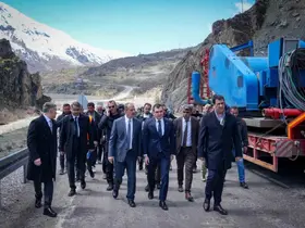 Vali Taşyapan heyelan bölgesinde
