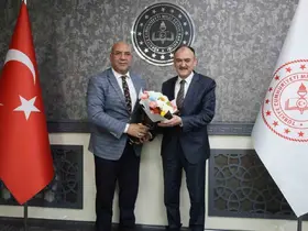Van İl Millî Eğitim Müdürü Çandıroğlu görevine başladı
