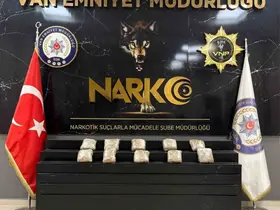 Van’da 13 kilo metamfetamin ele geçirildi
