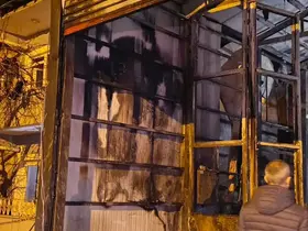 Van’da iş yerindeki yangında 1 kişi yaralandı, 2 kişi dumandan etkilendi
