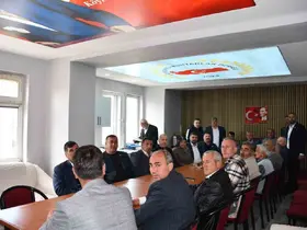 Vezirköprü’de muhtarlar derneğinde seçim: Kılıç güven tazeledi
