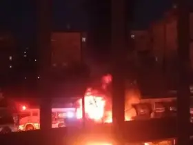 Viranşehir’de park halindeki traktör alev topuna döndü
