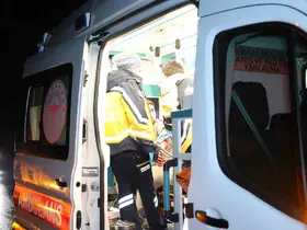 Yağış nedeniyle kontrolden çıkan otomobil takla attı: 1 yaralı
