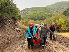 Yağış nedeniyle köyde mahsur kalan hastaya ekipler ulaştı
