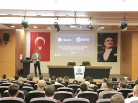 Yapay zeka ve pazarlamadaki dönüşüm Denizli’de konuşuldu

