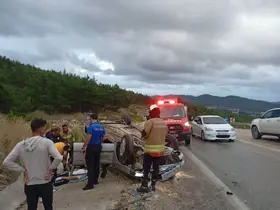 Yayladağı’nda takla atan otomobilin sürücüsü yaralandı
