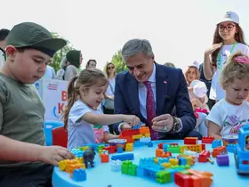Yaz boyunca 20 binden fazla çocuğa ulaşan etkinlikler bu şenlikle tamamlanacak
