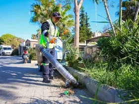 Yeni nesil elektrikli yol süpürme araçları Bodrum’da
